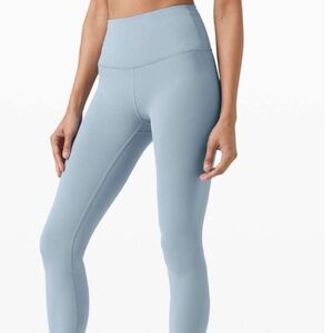 Lululemon Wunder Train High Rise Tight 25” in Chambray Size 6